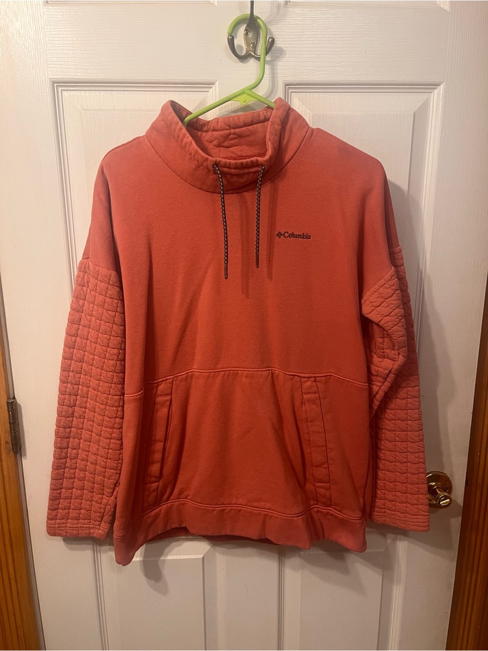 Columbia Women’s Coral Quilted-Sleeve Crewneck Pullover